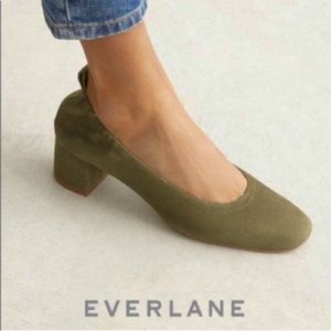 Everlane Day Heel Olive Suede Size 8